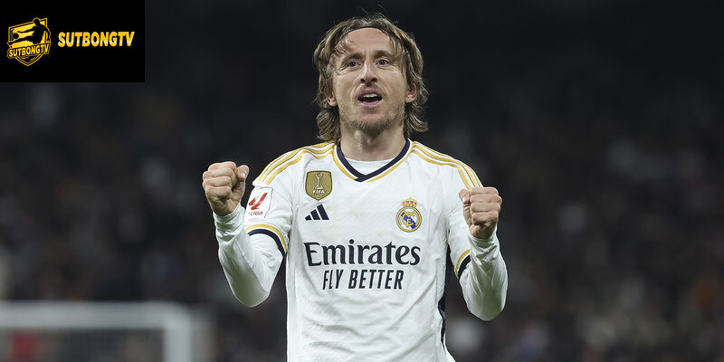 Luka Modric luôn thể hiện đẳng cấp vượt trội ở tuyến giữa